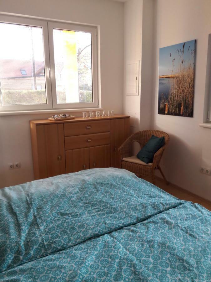 Bungalow At Lake Alte Donau Wien Exteriör bild